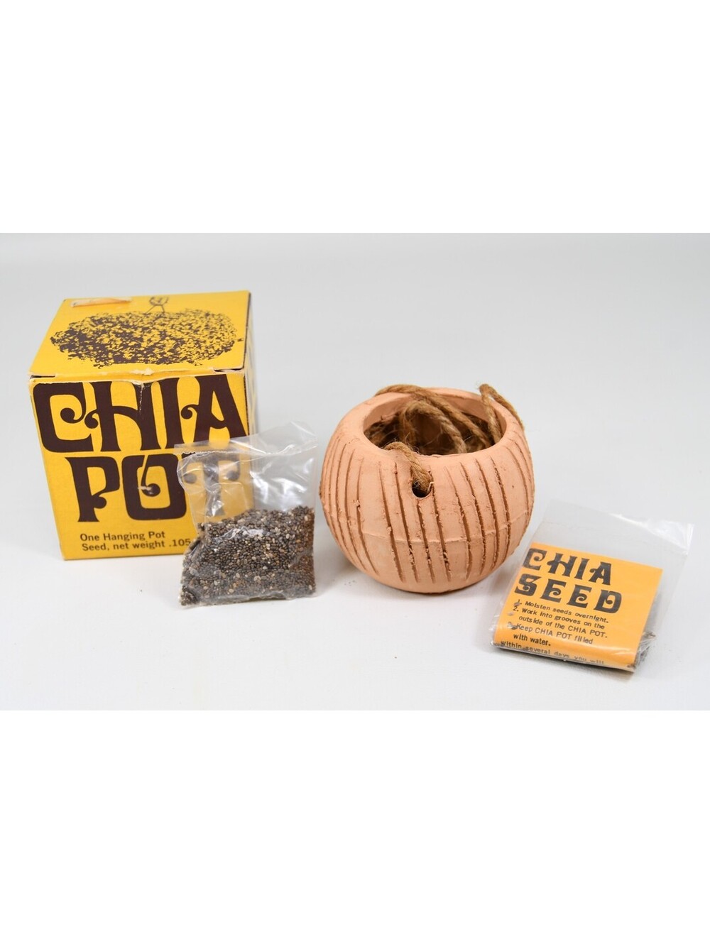 Vintage 1970s Hanging Chia Pot Planter w/ Seeds Jardincitos Costa Mesa CA in Box